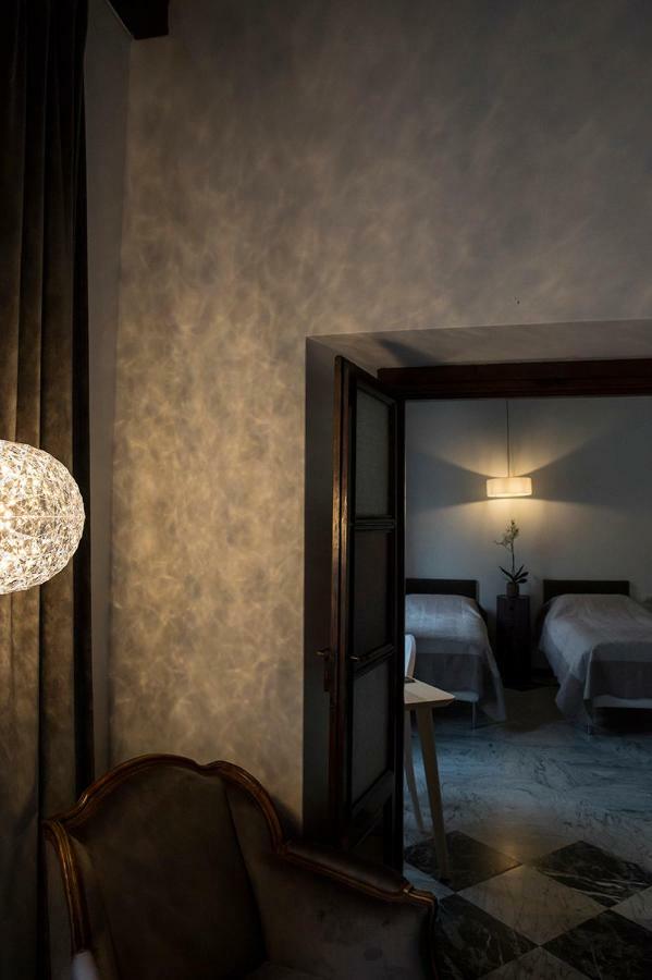 Duomosette Bed & Breakfast Carrara Dış mekan fotoğraf